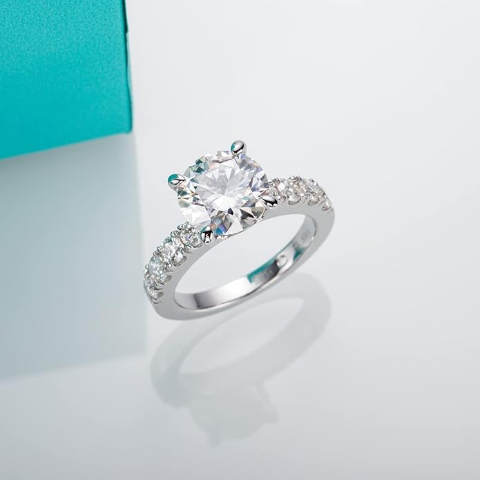 Belamol®️ Moissanite 2 Carat Round Cut Halo Ring