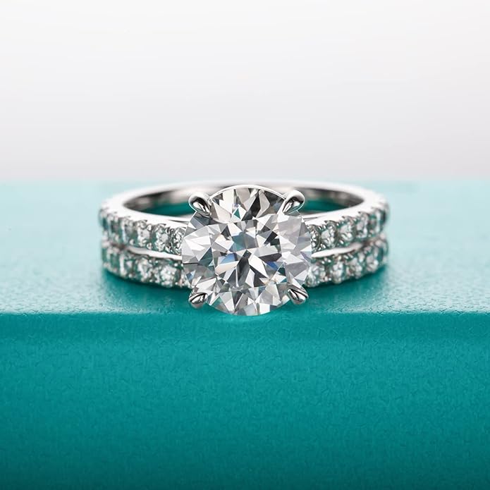 Belamol®️ Moissanite 3.0 Carat Round Cut Halo Ring