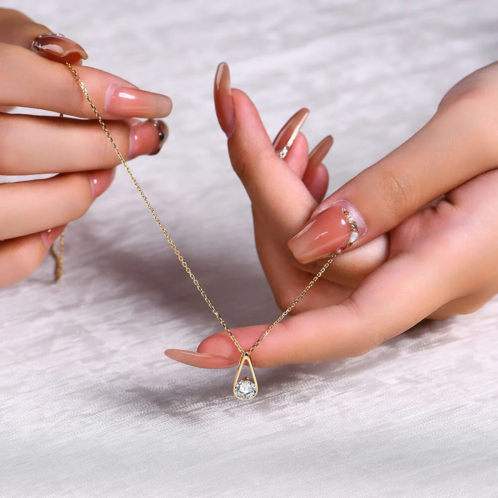 Belamol® Moissanite Round Cut Solitaire Suspended Necklace